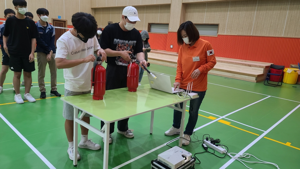 소화기 시뮬레이터를  통한 안전체험교육 (서울산업정보고등학교)