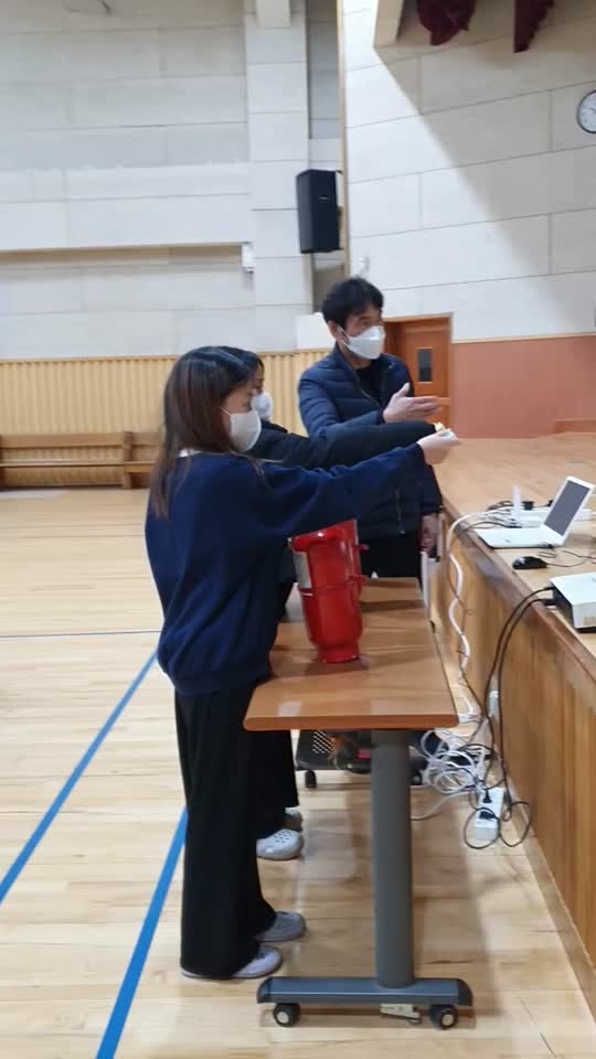 VR 기기를 통한 안전체험교육 (서울00초등학교)